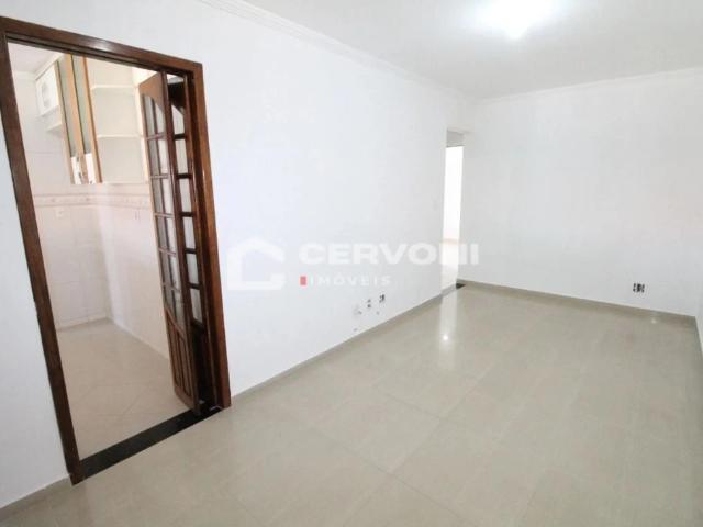 Casa / Sobrado para Locação em São José dos Campos/SP Eugênio de Melo 3 Quartos