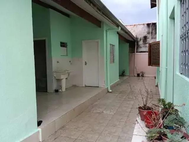 Casa / Sobrado para Locação em São José dos Campos/SP Jardim Alvorada 4 Quartos
