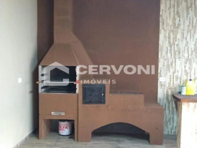 Casa / Sobrado para Locação em São José dos Campos/SP Jardim América 3 Quartos