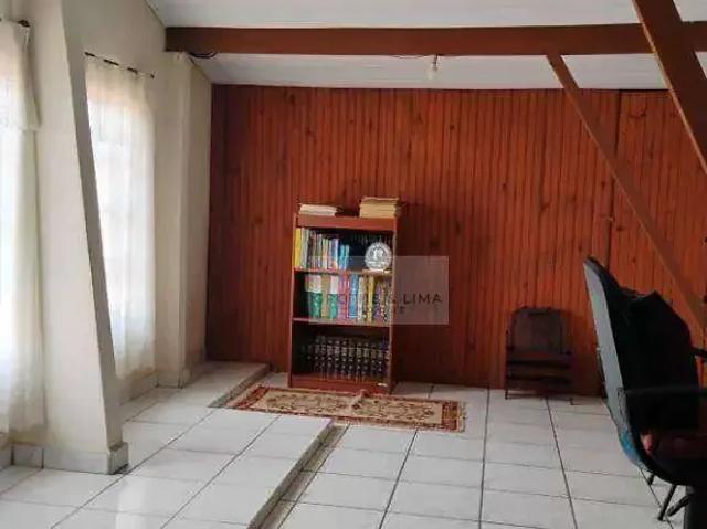 Casa / Sobrado para Locação em São José dos Campos/SP Jardim Augusta 3 Quartos