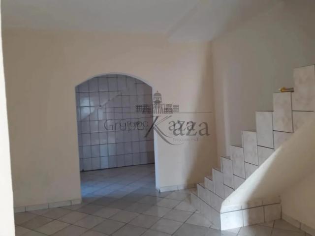 Casa / Sobrado para Locação em São José dos Campos/SP Jardim Bela Vista 3 Quartos