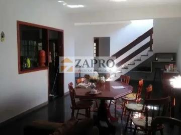 Casa / Sobrado para Locação em São José dos Campos/SP Jardim das Indústrias 4 Quartos
