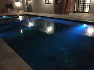 Casa / Sobrado para Locação em São José dos Campos/SP Jardim das Indústrias 4 Quartos