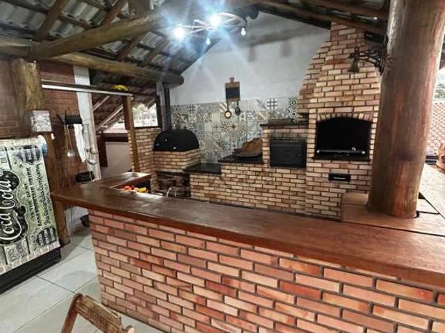 Casa / Sobrado para Locação em São José dos Campos/SP Jardim das Indústrias 5 Quartos
