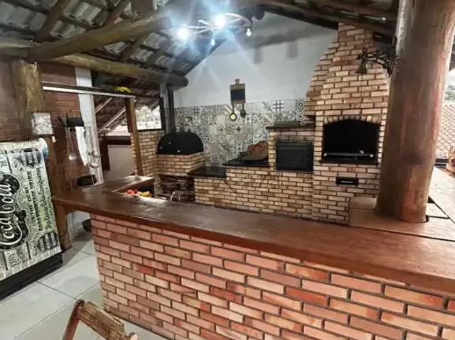 Casa / Sobrado para Locação em São José dos Campos/SP Jardim das Indústrias 5 Quartos