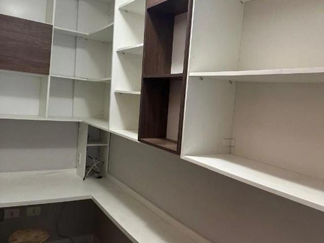Casa / Sobrado para Locação em São José dos Campos/SP Jardim das Indústrias 2 Quartos