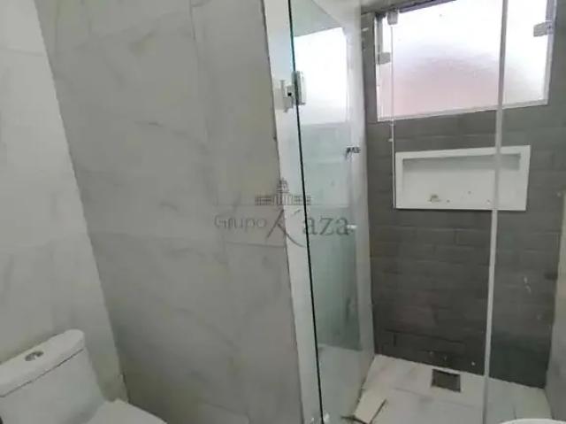 Casa / Sobrado para Locação em São José dos Campos/SP Jardim das Indústrias 2 Quartos