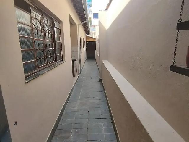 Casa / Sobrado para Locação em São José dos Campos/SP Jardim das Indústrias 2 Quartos