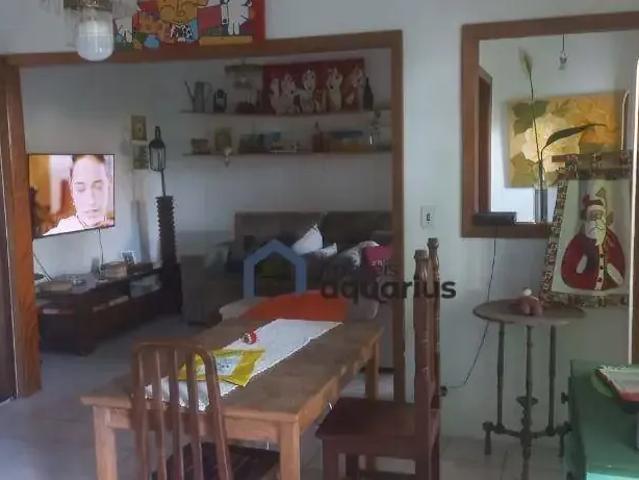 Casa / Sobrado para Locação em São José dos Campos/SP Jardim das Indústrias 3 Quartos