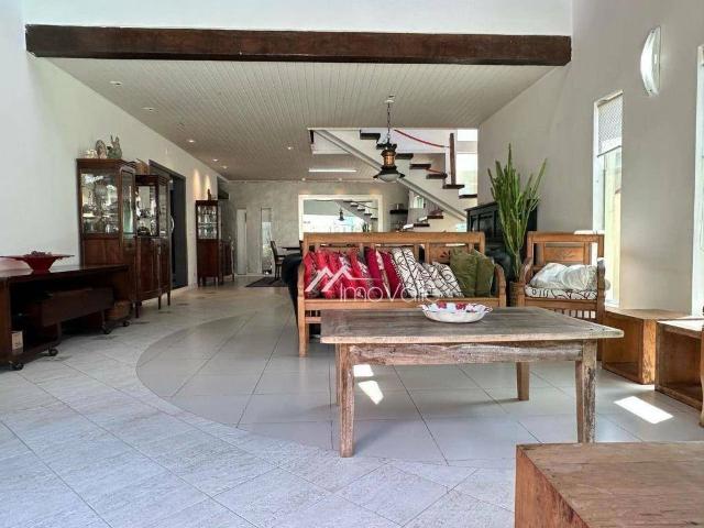 Casa / Sobrado para Locação em São José dos Campos/SP Jardim Esplanada 3 Quartos