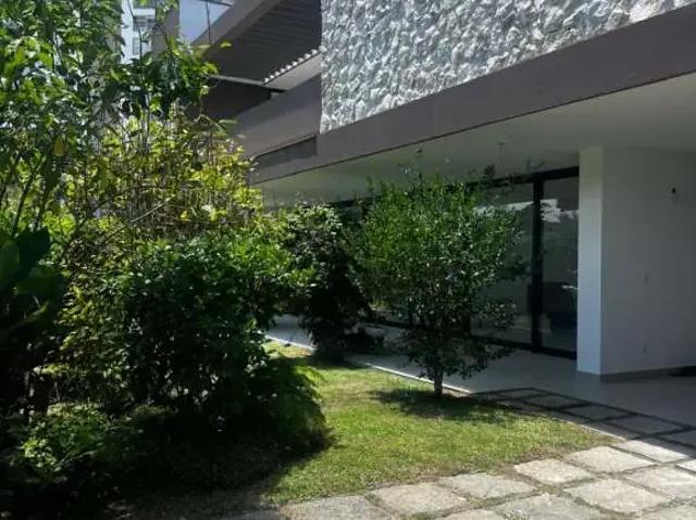 Casa / Sobrado para Locação em São José dos Campos/SP Jardim Esplanada 6 Quartos