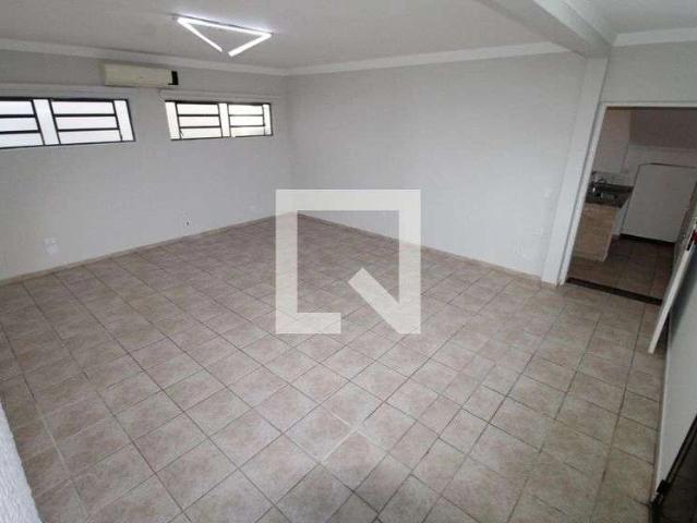 Casa / Sobrado para Locação em São José dos Campos/SP Jardim Esplanada II 1 Quartos