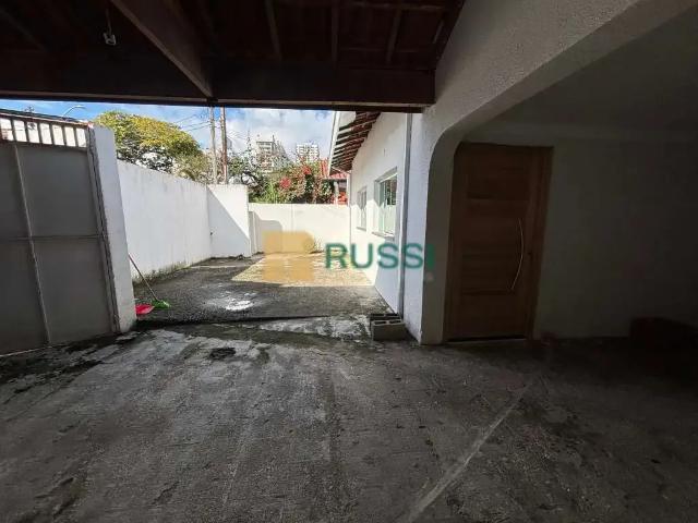 Casa / Sobrado para Locação em São José dos Campos/SP Jardim Esplanada II 4 Quartos