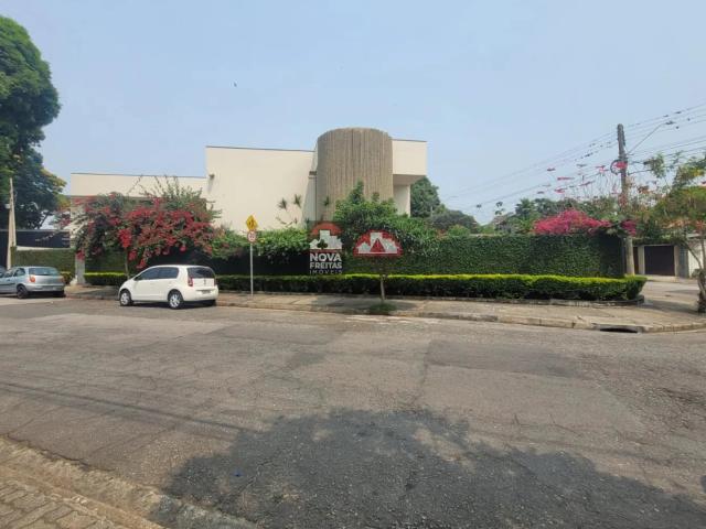 Casa / Sobrado para Locação em São José dos Campos/SP Jardim Esplanada II 6 Quartos