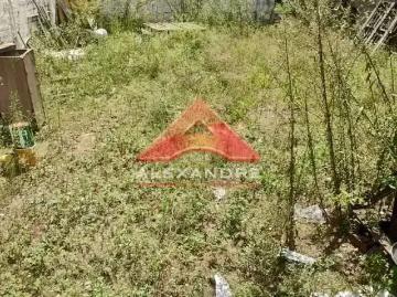 Casa / Sobrado para Locação em São José dos Campos/SP Jardim Ismênia 1 Quartos