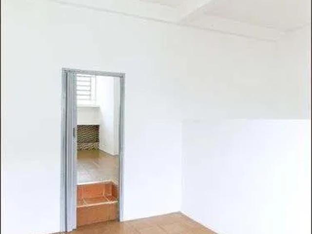 Casa / Sobrado para Locação em São José dos Campos/SP Jardim Ismênia 1 Quartos