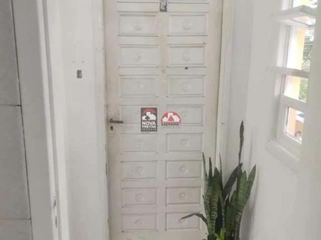 Casa / Sobrado para Locação em São José dos Campos/SP Jardim Ismênia 2 Quartos