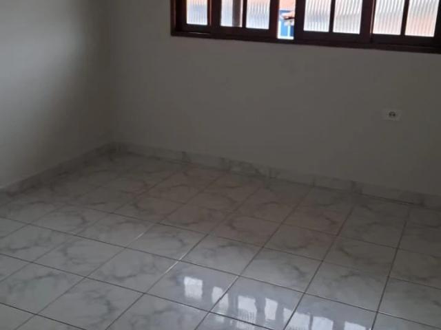Casa / Sobrado para Locação em São José dos Campos/SP Jardim Ismênia 3 Quartos