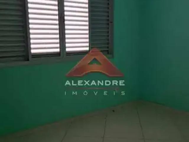 Casa / Sobrado para Locação em São José dos Campos/SP Jardim Ismênia 3 Quartos
