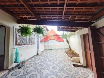Casa / Sobrado para Locação em São José dos Campos/SP Jardim Ismênia 5 Quartos