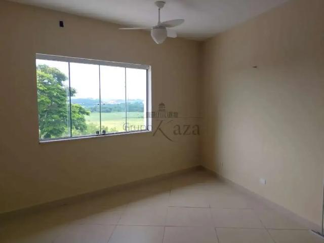 Casa / Sobrado para Locação em São José dos Campos/SP Jardim Nova América 4 Quartos