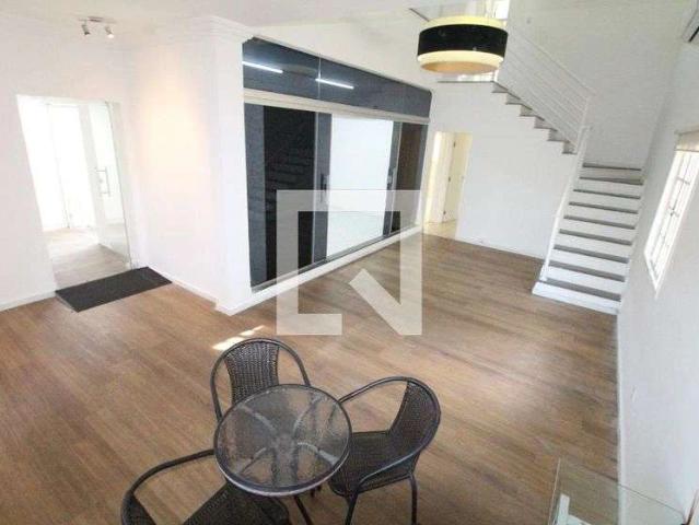 Casa / Sobrado para Locação em São José dos Campos/SP Jardim Nova América 5 Quartos