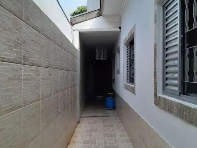 Casa / Sobrado para Locação em São José dos Campos/SP Jardim Oriente 3 Quartos