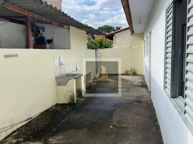 Casa / Sobrado para Locação em São José dos Campos/SP Jardim Paulista 1 Quartos