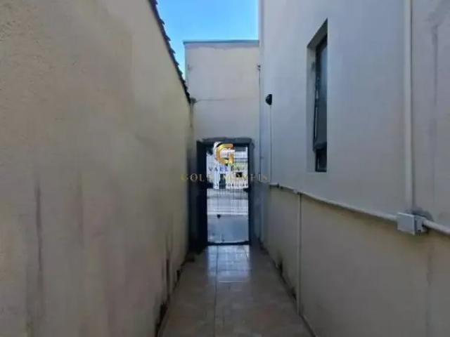 Casa / Sobrado para Locação em São José dos Campos/SP Jardim Portugal 2 Quartos