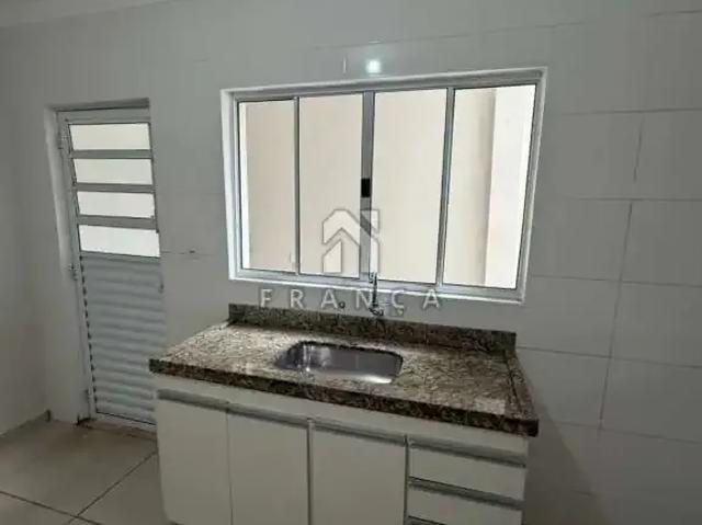 Casa / Sobrado para Locação em São José dos Campos/SP Jardim Por do Sol 2 Quartos