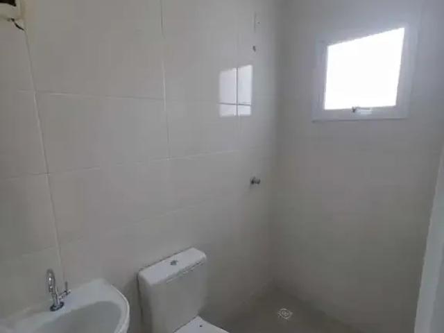 Casa / Sobrado para Locação em São José dos Campos/SP Jardim Santa Inês III 2 Quartos