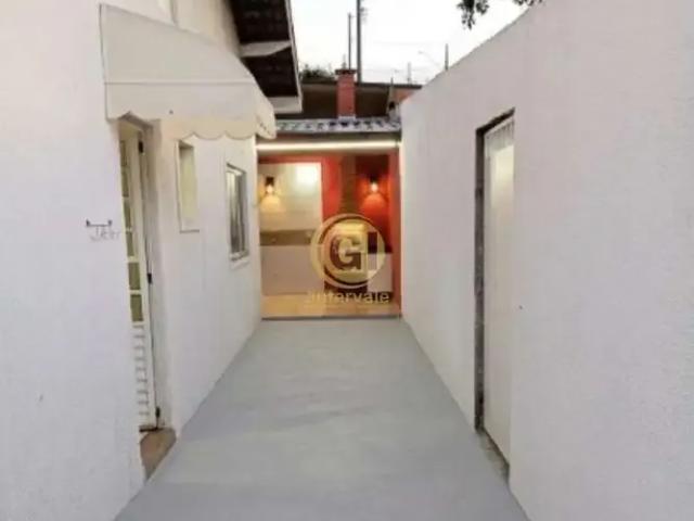 Casa / Sobrado para Locação em São José dos Campos/SP Jardim Santa Júlia 2 Quartos
