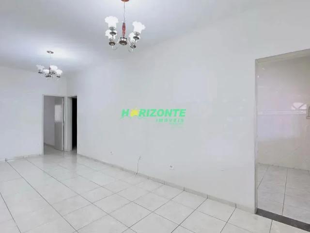 Casa / Sobrado para Locação em São José dos Campos/SP Jardim Satélite 4 Quartos