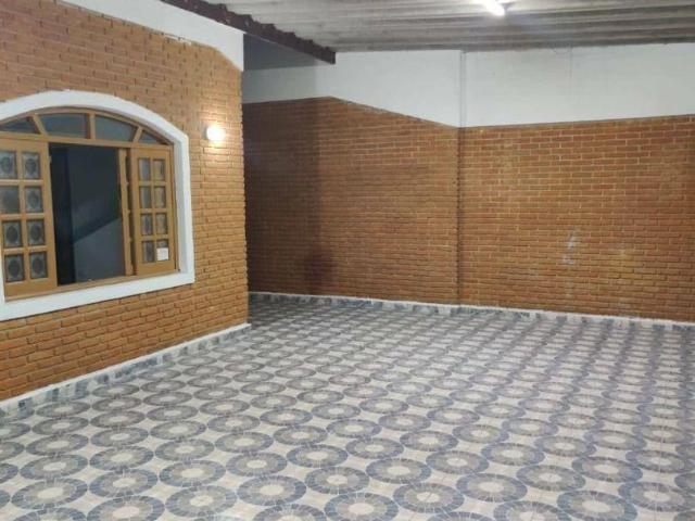 Casa / Sobrado para Locação em São José dos Campos/SP Jardim Satélite 4 Quartos