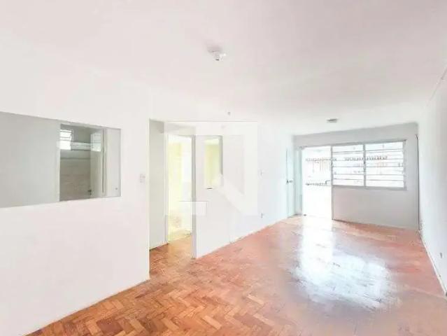 Casa / Sobrado para Locação em São José dos Campos/SP Jardim Satélite 5 Quartos