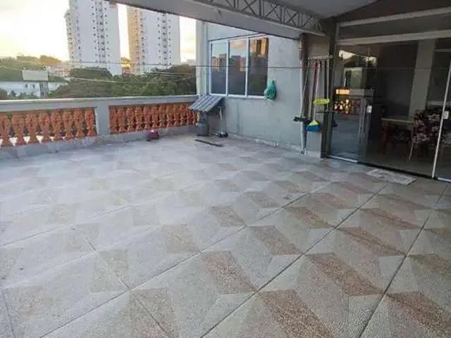 Casa / Sobrado para Locação em São José dos Campos/SP Jardim Satélite 6 Quartos