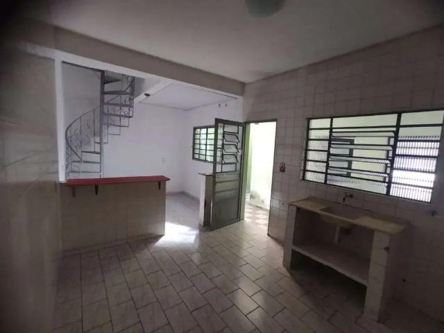 Casa / Sobrado para Locação em São José dos Campos/SP Jardim Satélite 1 Quartos