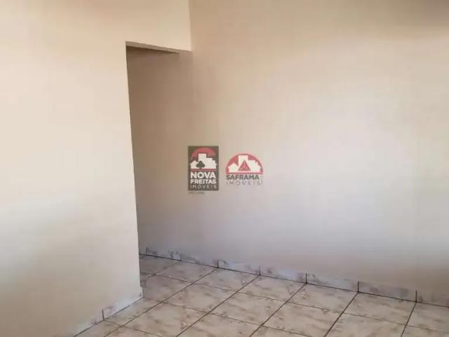 Casa / Sobrado para Locação em São José dos Campos/SP Jardim Satélite 2 Quartos