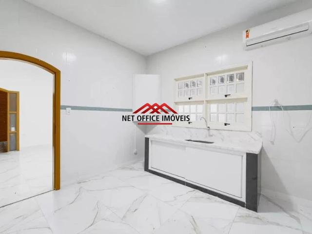 Casa / Sobrado para Locação em São José dos Campos/SP Jardim Satélite 2 Quartos