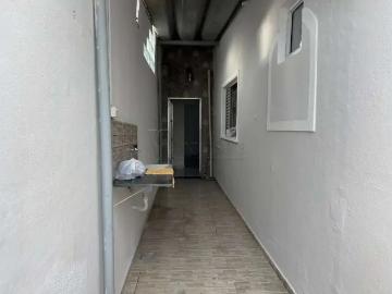 Casa / Sobrado para Locação em São José dos Campos/SP Jardim Satélite 2 Quartos