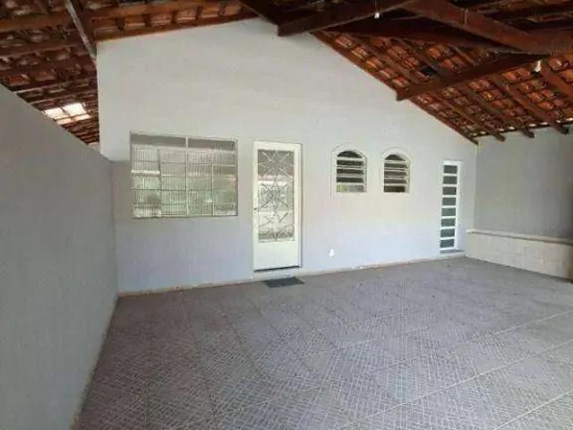 Casa / Sobrado para Locação em São José dos Campos/SP Jardim Satélite 3 Quartos