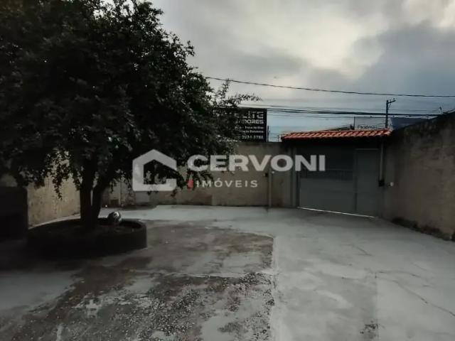 Casa / Sobrado para Locação em São José dos Campos/SP Jardim Satélite 3 Quartos