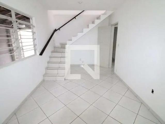 Casa / Sobrado para Locação em São José dos Campos/SP Jardim Satélite 3 Quartos