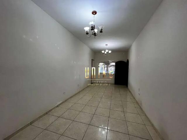 Casa / Sobrado para Locação em São José dos Campos/SP Jardim Satélite 3 Quartos