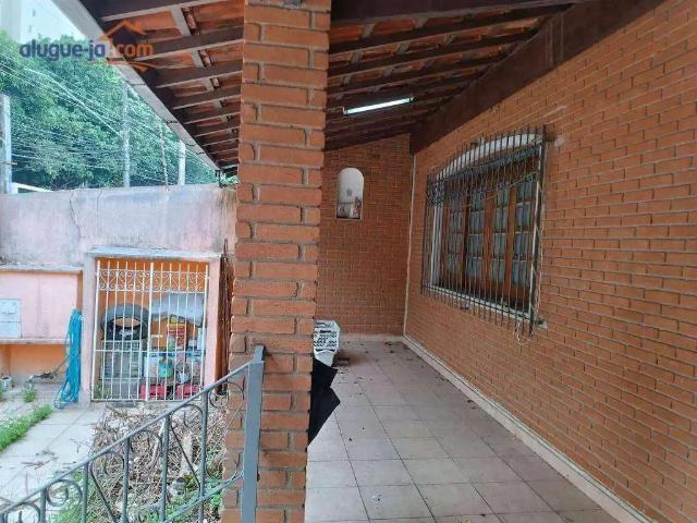 Casa / Sobrado para Locação em São José dos Campos/SP Jardim Satélite 3 Quartos
