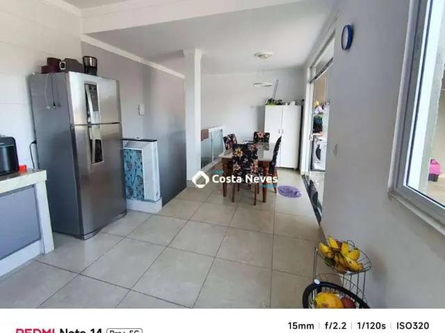 Casa / Sobrado para Locação em São José dos Campos/SP Jardim Satélite 3 Quartos
