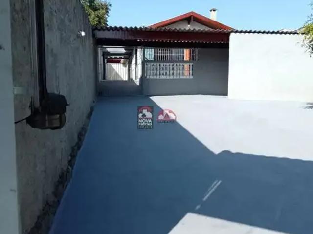 Casa / Sobrado para Locação em São José dos Campos/SP Jardim Satélite 3 Quartos