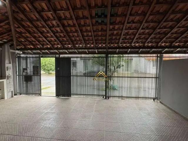 Casa / Sobrado para Locação em São José dos Campos/SP Jardim Satélite 3 Quartos