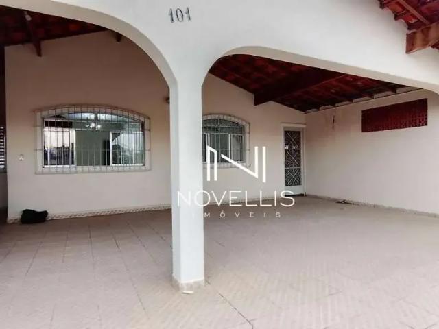 Casa / Sobrado para Locação em São José dos Campos/SP Jardim Satélite 3 Quartos