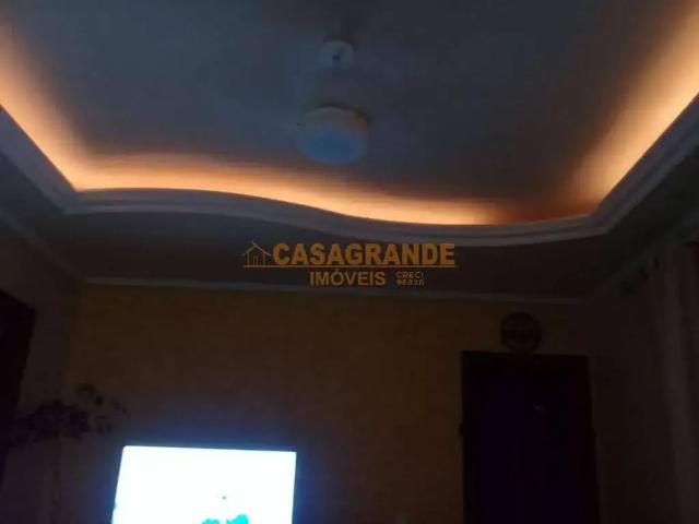 Casa / Sobrado para Locação em São José dos Campos/SP Jardim Satélite 3 Quartos